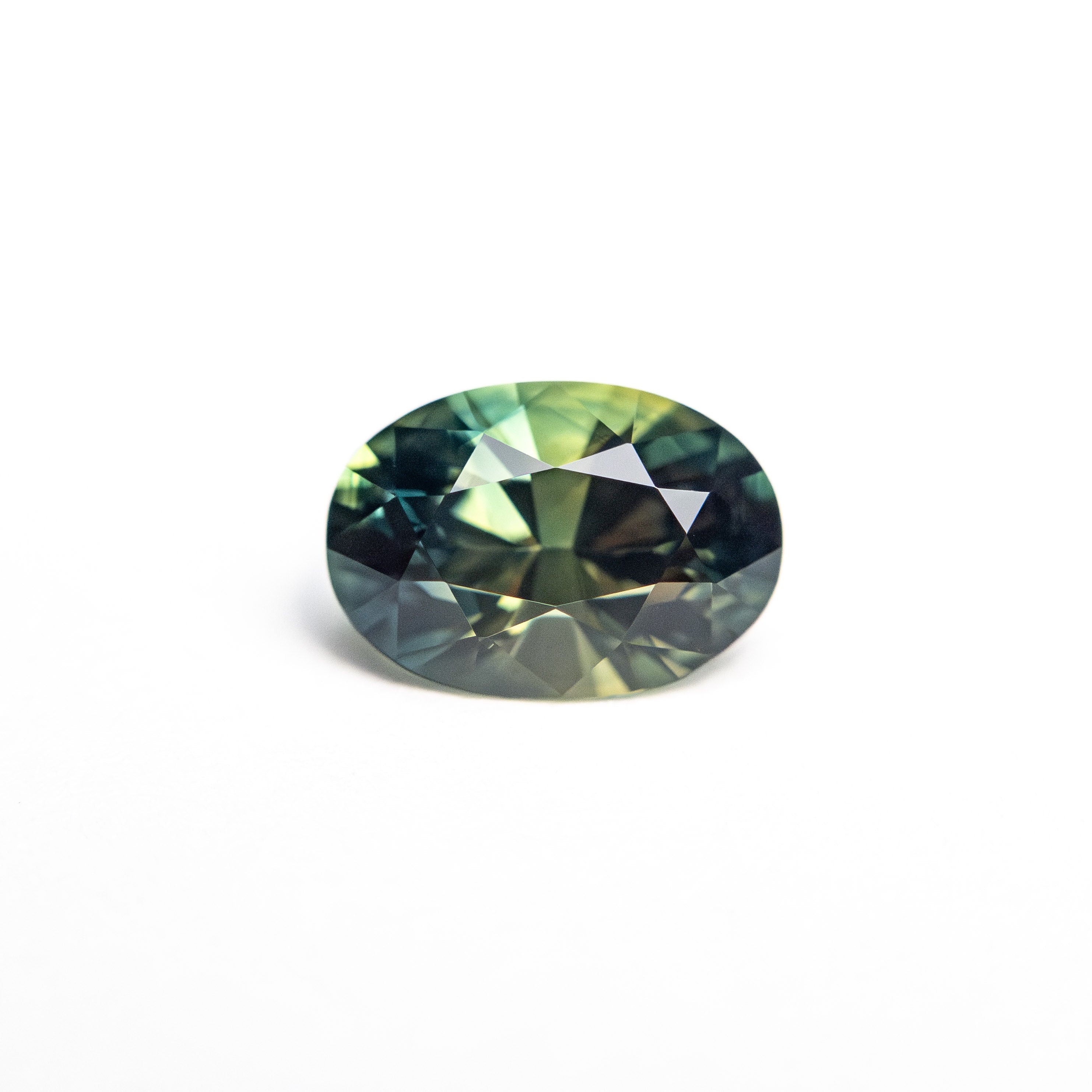 0.97ct 7.01x4.89x3.73mm Oval Brilliant Sapphire 25774-02