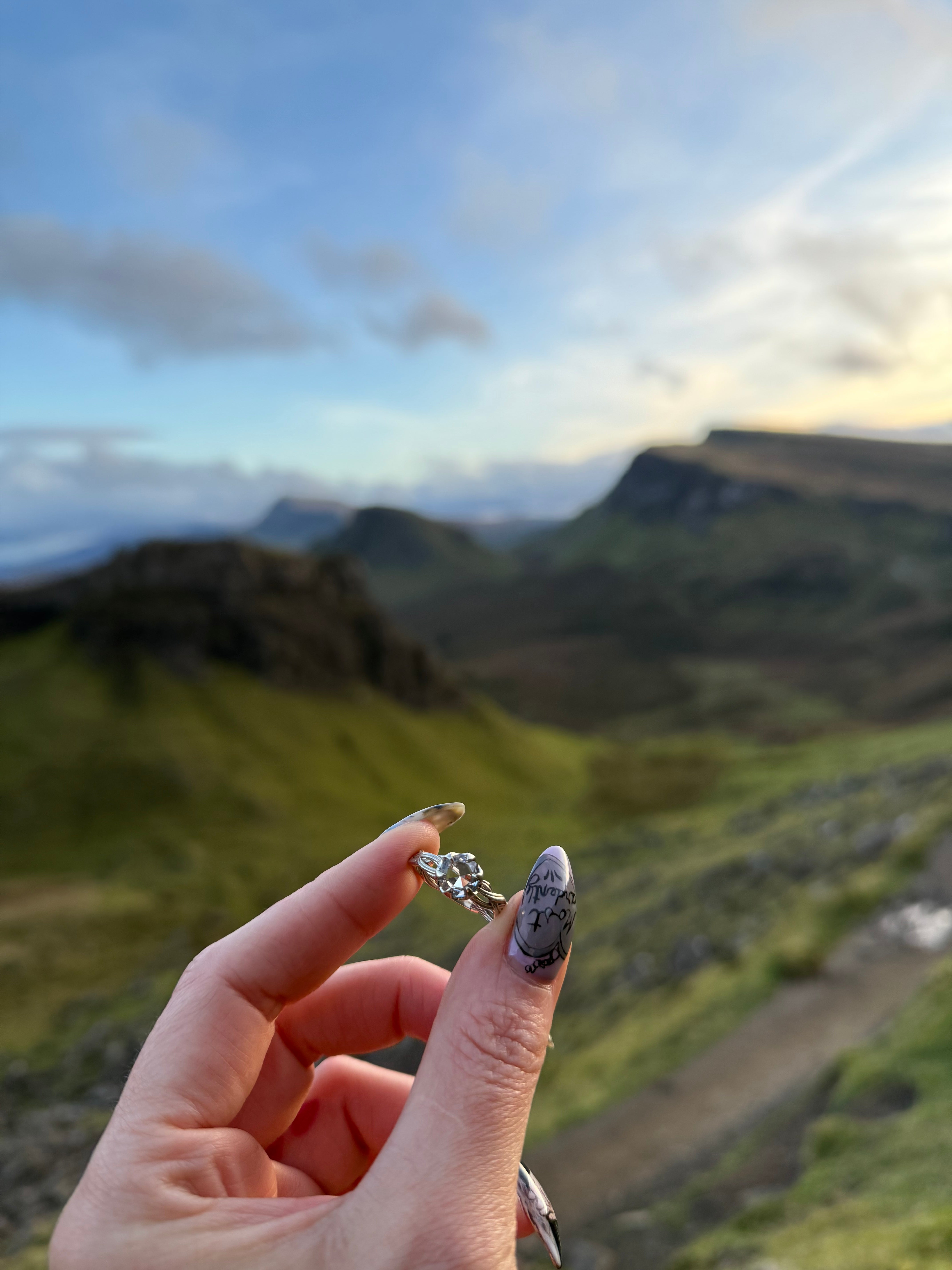 1.13ct Sapphire Weaver